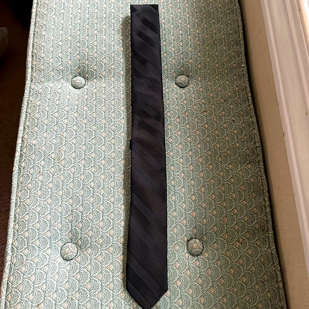 Express Striped Tie